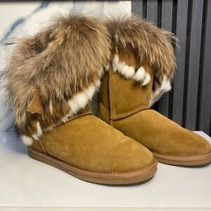 Cape Robbin Cozy Tan Fur-Trimmed Boots Like New Size 10